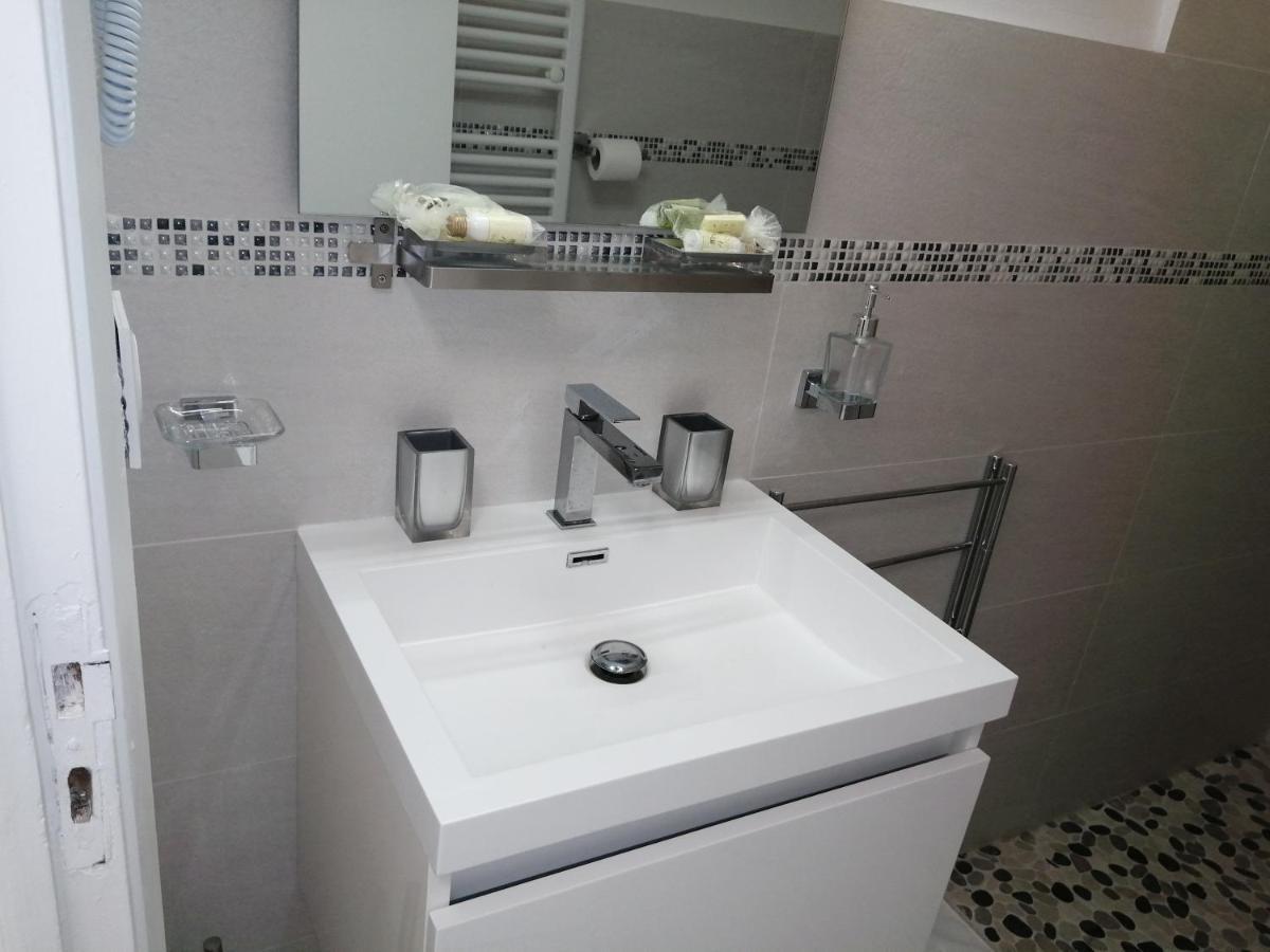 Les Galets Bleus Apartment Cagnes-sur-Mer Exterior photo